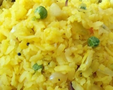 Kanda Poha Recipe