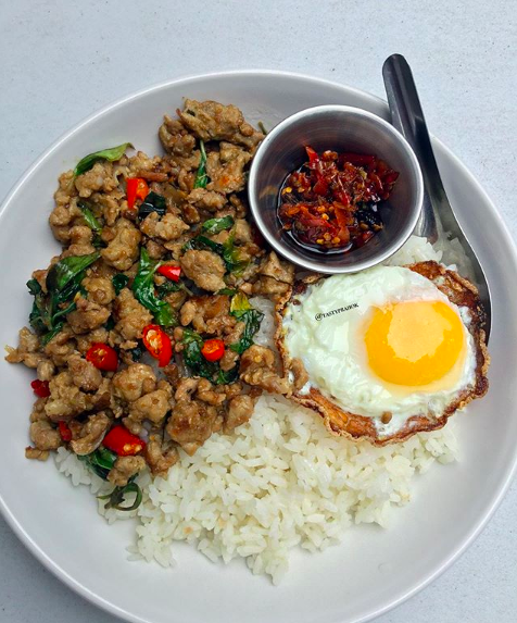 Pad Kra Pao How to Make Thai Basil Chicken DesiDakaar