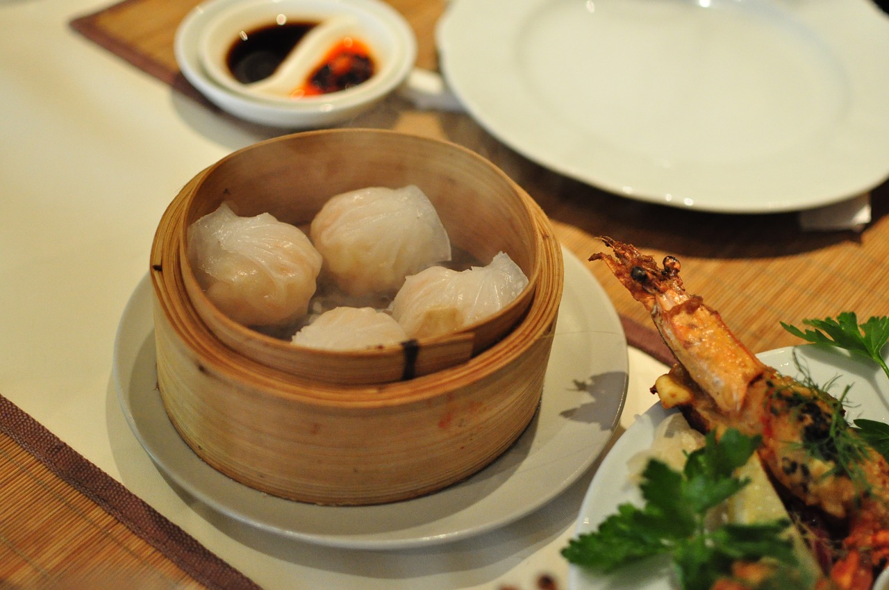 steamed shrimp dumplings