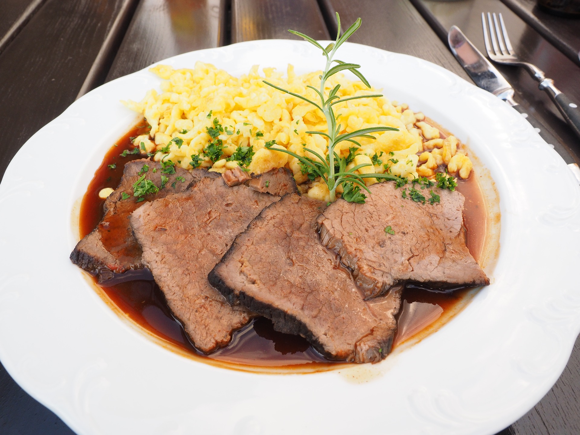 Sauerbraten: How To Make German Sauerbraten – DesiDakaar